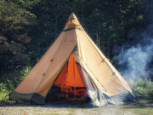 teepee çadır kampta hayat